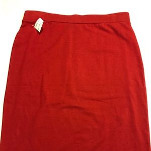 🎁B’Day Price Drop Party 🎉 Red pencil skirt